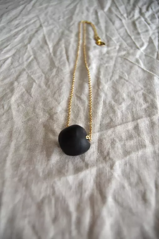 Halsband, bumling silver / guld.