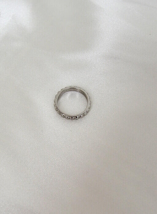 Enkel ring silver.