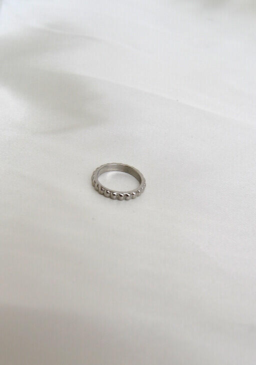 Enkel ring silver.