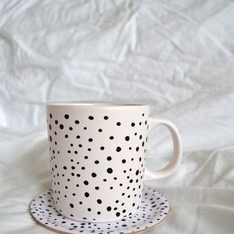 Mugg, Dots.